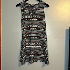 Women’s no sleeve top